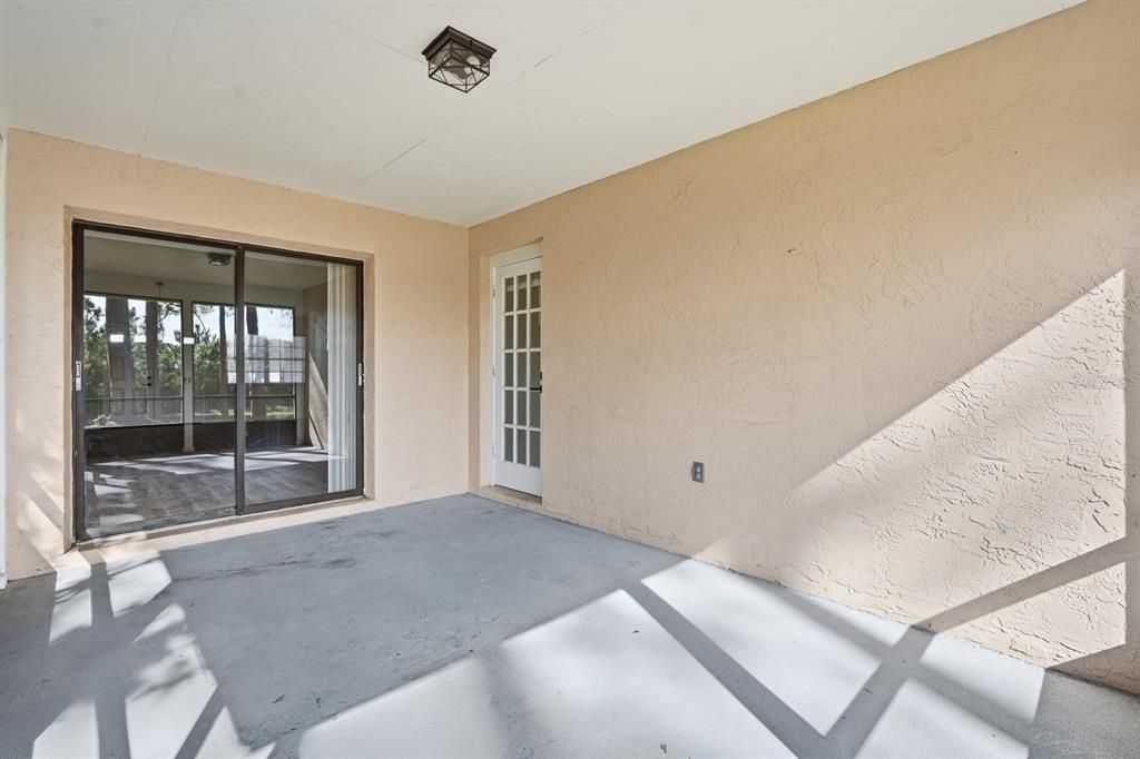 For Rent: $1,900 (4 beds, 2 baths, 1694 Square Feet)