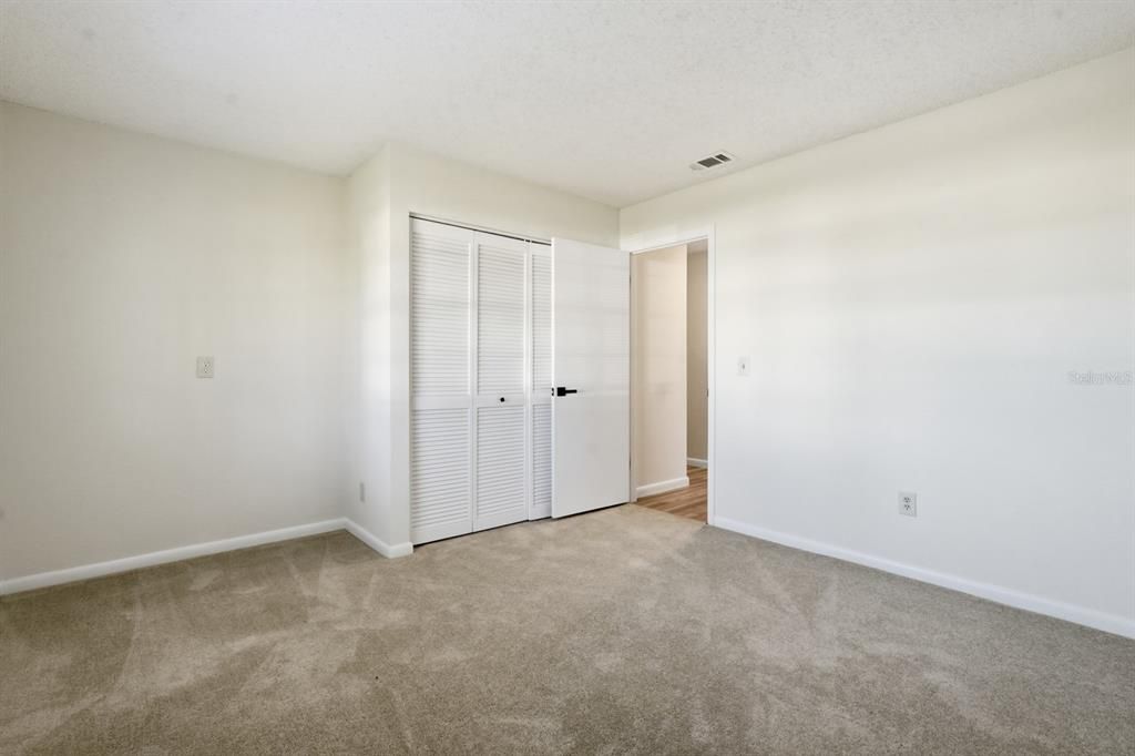 For Rent: $1,900 (4 beds, 2 baths, 1694 Square Feet)