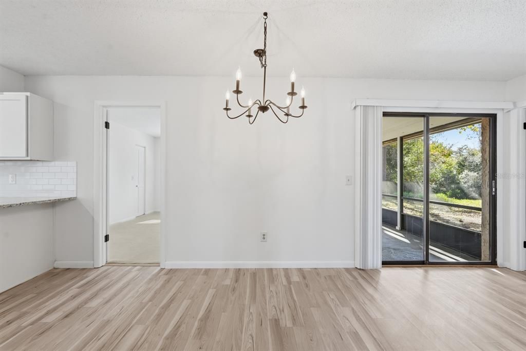 For Rent: $1,900 (4 beds, 2 baths, 1694 Square Feet)