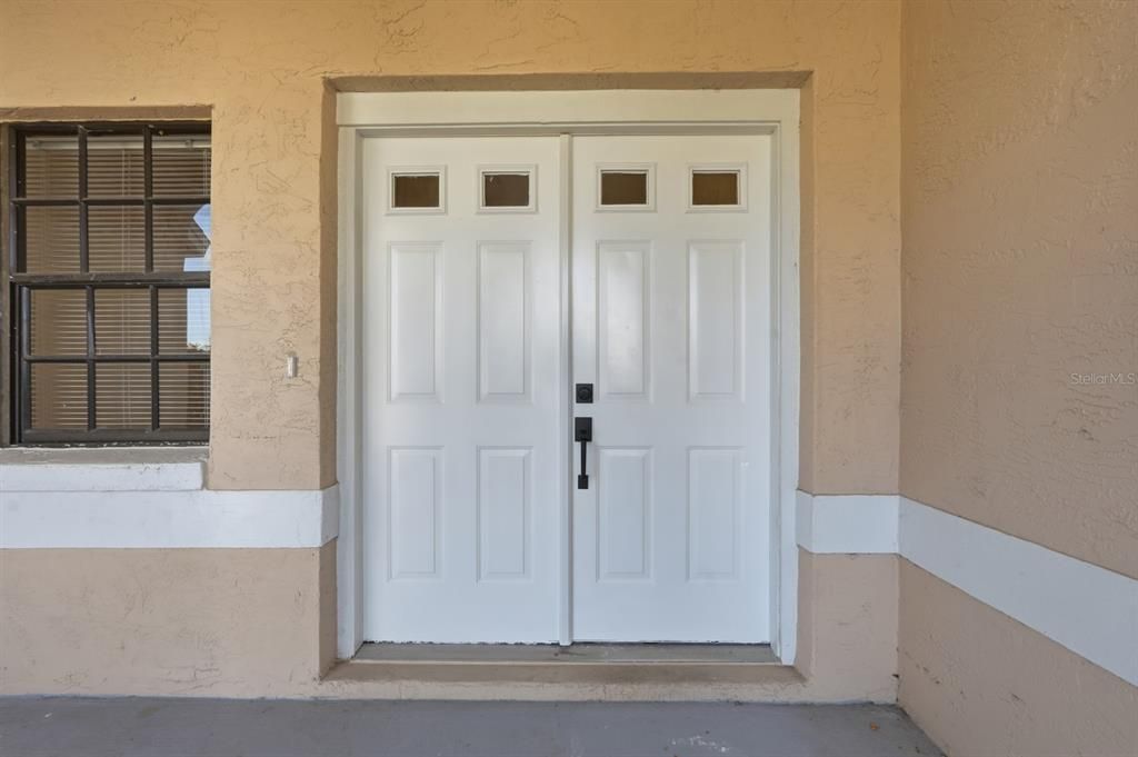 For Rent: $1,900 (4 beds, 2 baths, 1694 Square Feet)