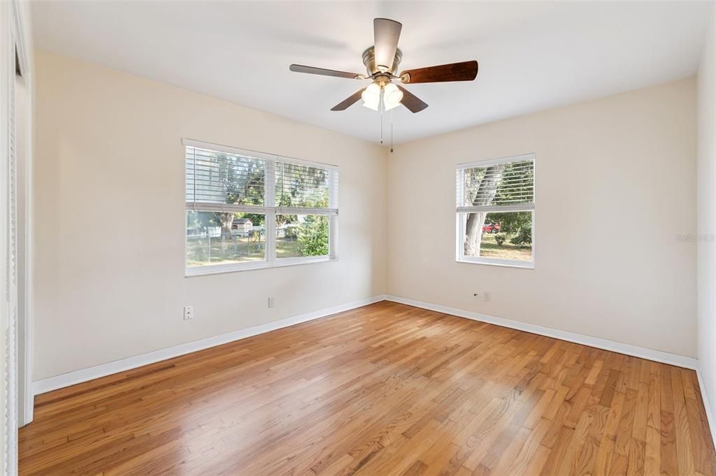 En Venta: $309,900 (3 camas, 2 baños, 1817 Pies cuadrados)