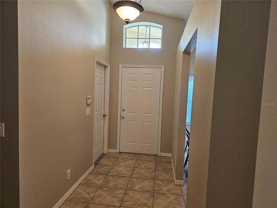 出租: $2,200 (3 贝兹, 2 浴室, 1260 平方英尺)