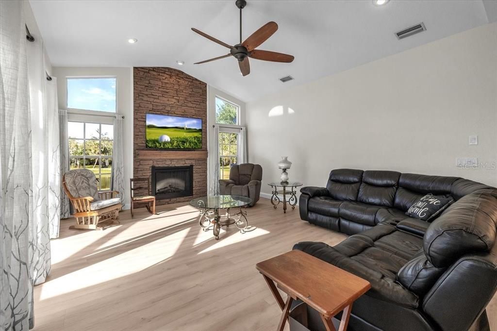 For Sale: $799,000 (4 beds, 3 baths, 2680 Square Feet)