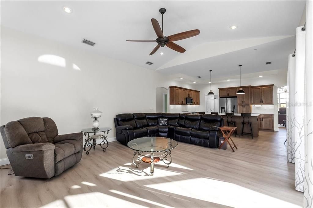 For Sale: $799,000 (4 beds, 3 baths, 2680 Square Feet)