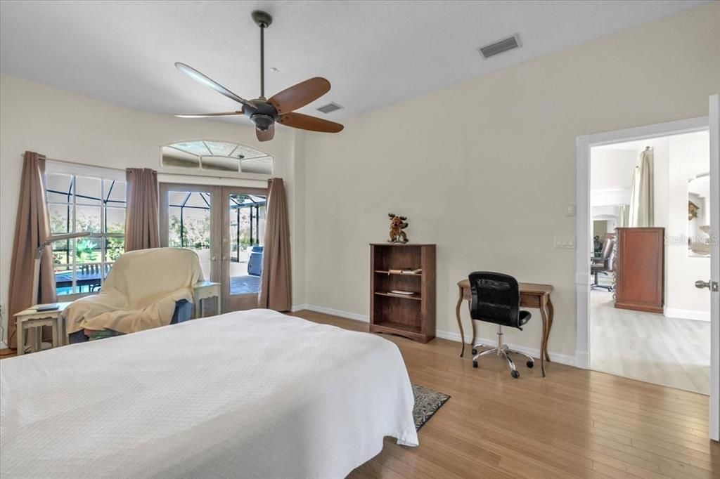 For Sale: $799,000 (4 beds, 3 baths, 2680 Square Feet)