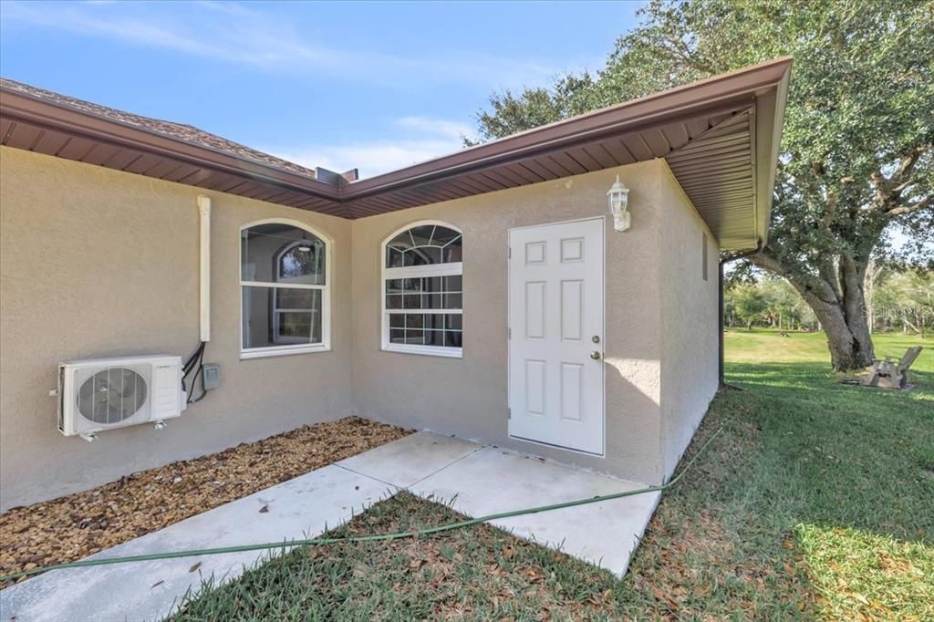 For Sale: $799,000 (4 beds, 3 baths, 2680 Square Feet)