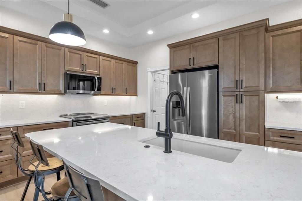 For Sale: $799,000 (4 beds, 3 baths, 2680 Square Feet)