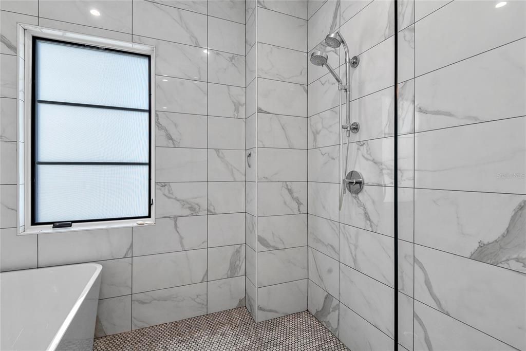 待售: $1,157,000 (3 贝兹, 2 浴室, 2342 平方英尺)