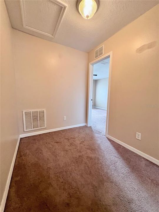 For Rent: $1,595 (2 beds, 1 baths, 1188 Square Feet)