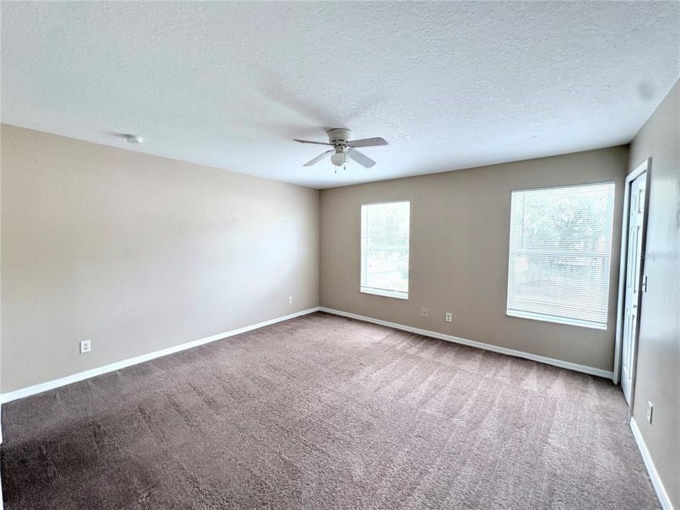 For Rent: $1,595 (2 beds, 1 baths, 1188 Square Feet)