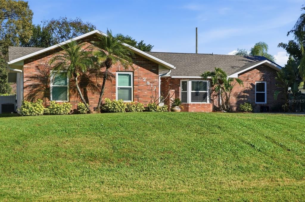 En Venta: $384,900 (3 camas, 2 baños, 1611 Pies cuadrados)