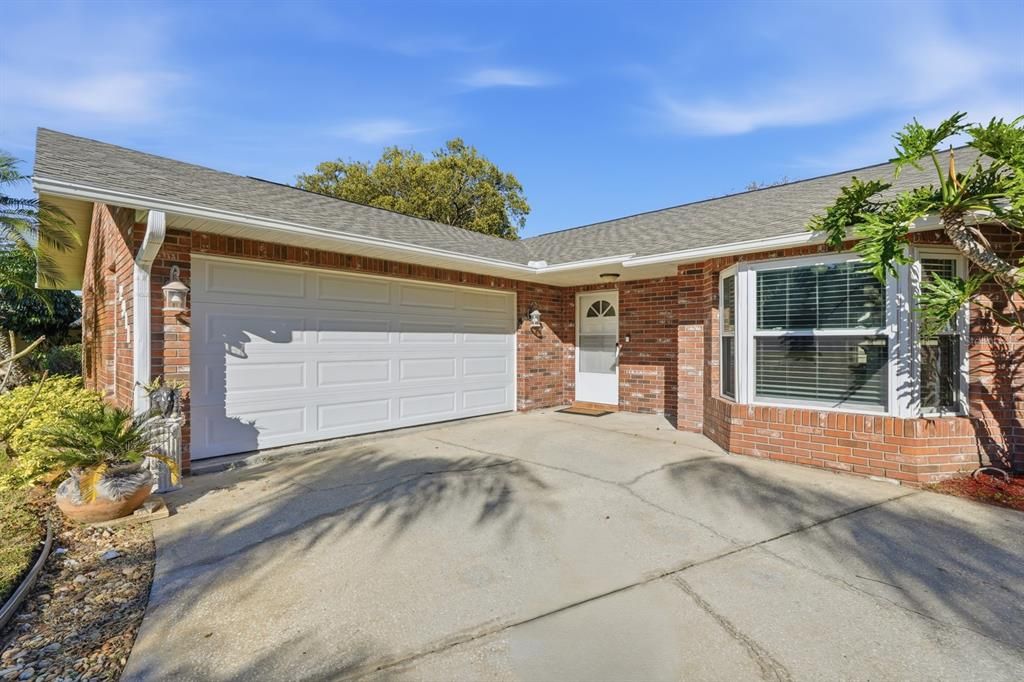 En Venta: $384,900 (3 camas, 2 baños, 1611 Pies cuadrados)