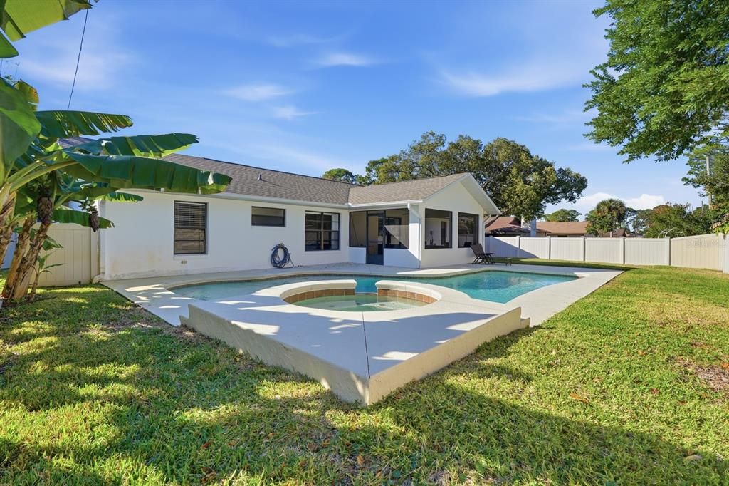 En Venta: $384,900 (3 camas, 2 baños, 1611 Pies cuadrados)