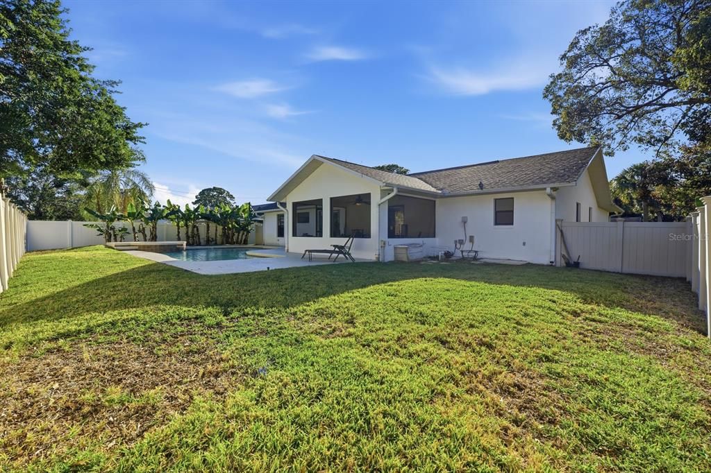 En Venta: $384,900 (3 camas, 2 baños, 1611 Pies cuadrados)