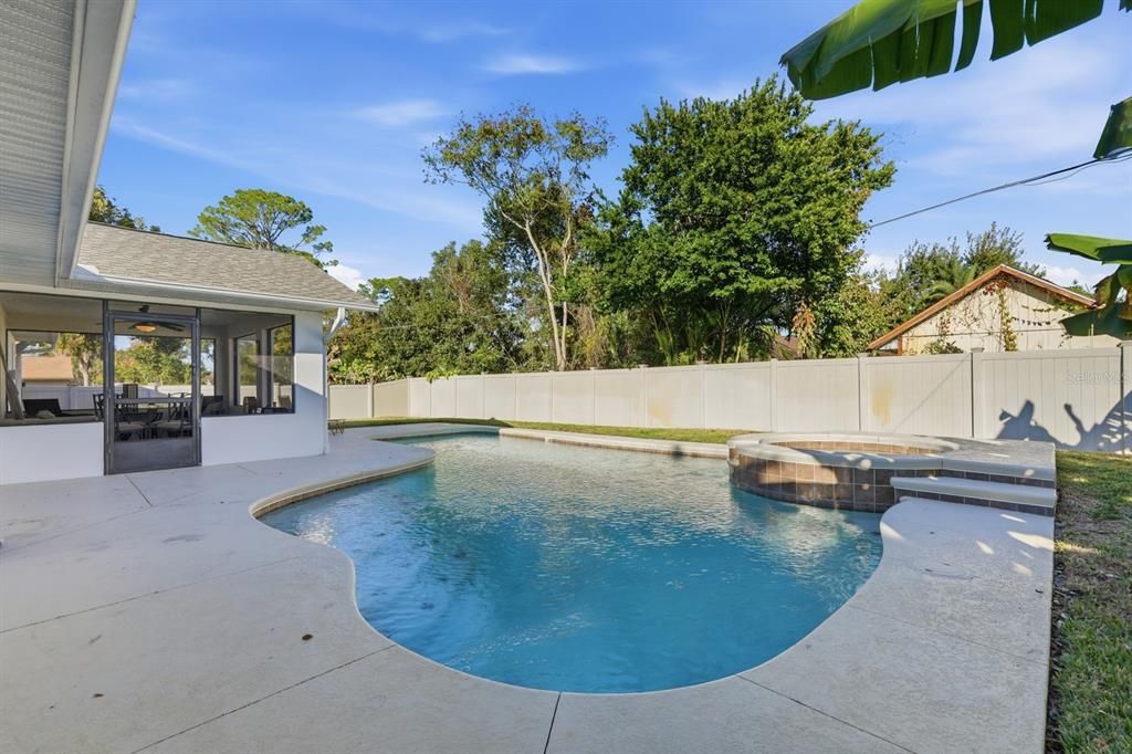 En Venta: $384,900 (3 camas, 2 baños, 1611 Pies cuadrados)