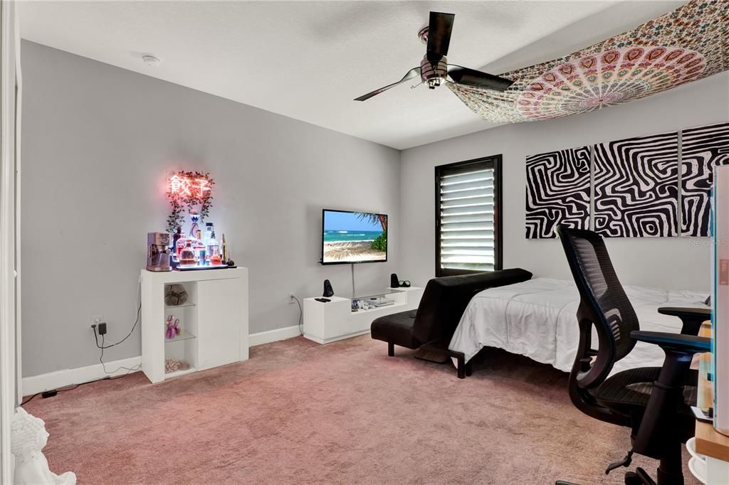 For Sale: $865,000 (5 beds, 3 baths, 3465 Square Feet)