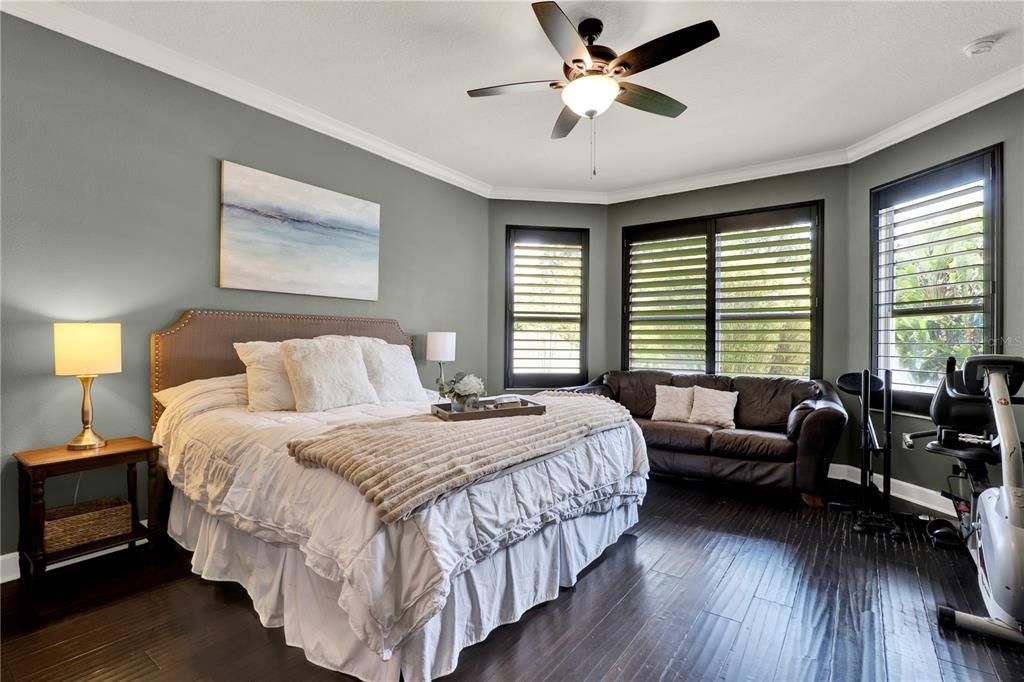 For Sale: $865,000 (5 beds, 3 baths, 3465 Square Feet)