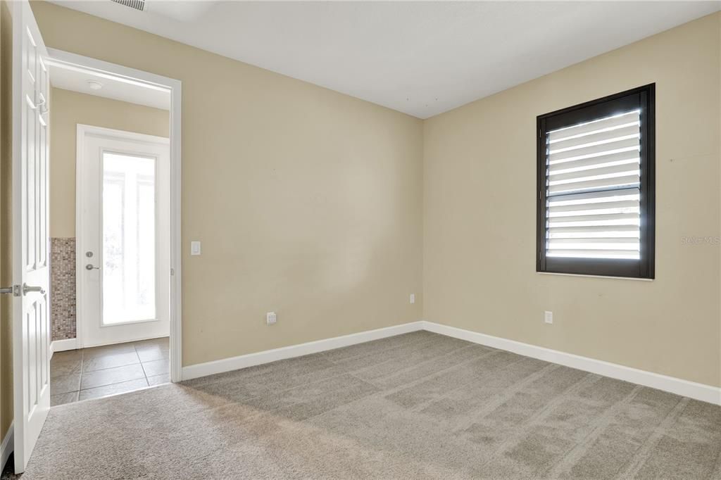 For Sale: $865,000 (5 beds, 3 baths, 3465 Square Feet)