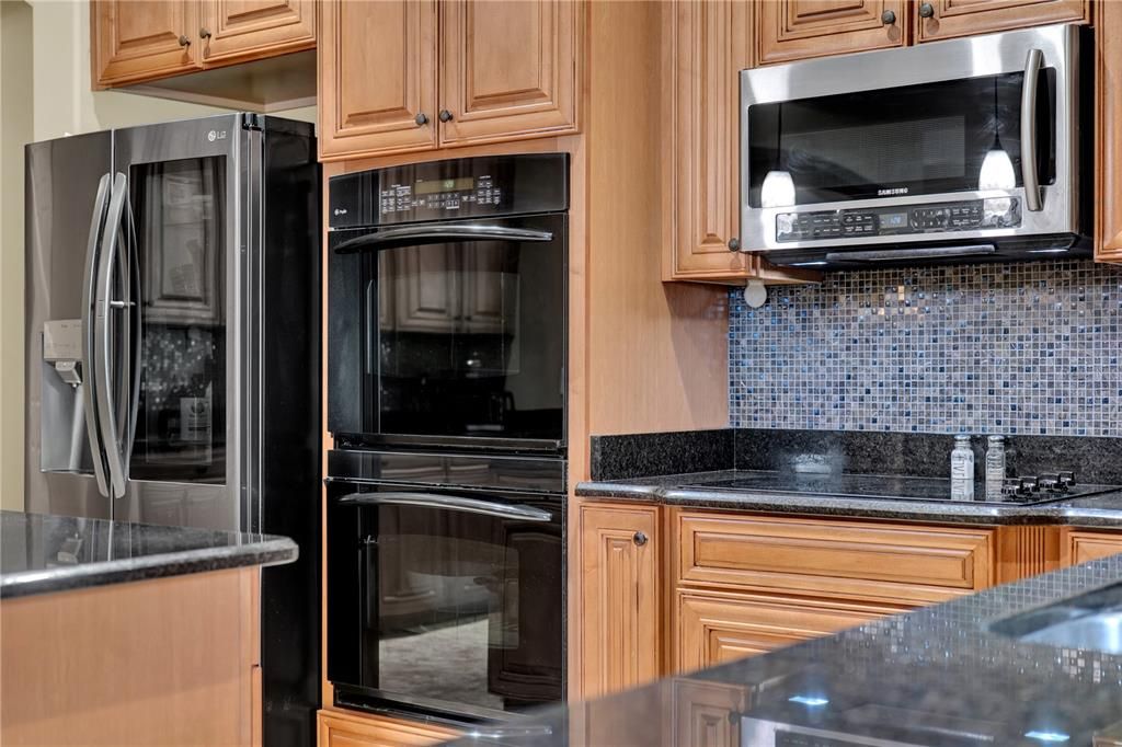 For Sale: $865,000 (5 beds, 3 baths, 3465 Square Feet)