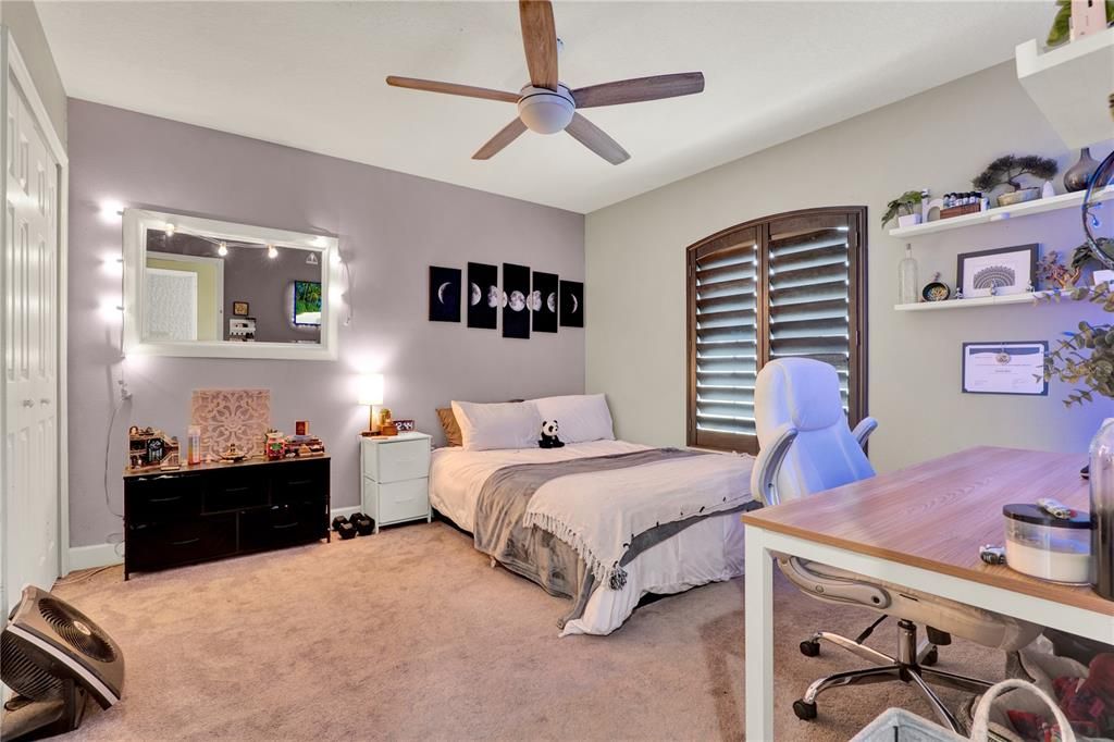 For Sale: $865,000 (5 beds, 3 baths, 3465 Square Feet)