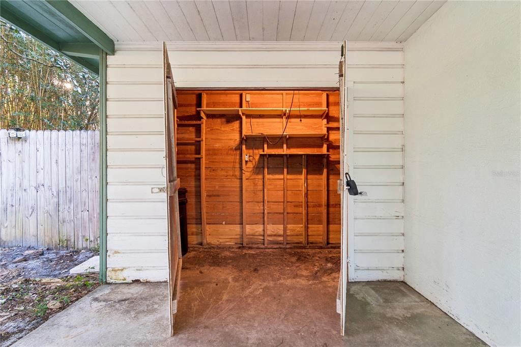 待售: $225,000 (3 贝兹, 1 浴室, 1166 平方英尺)