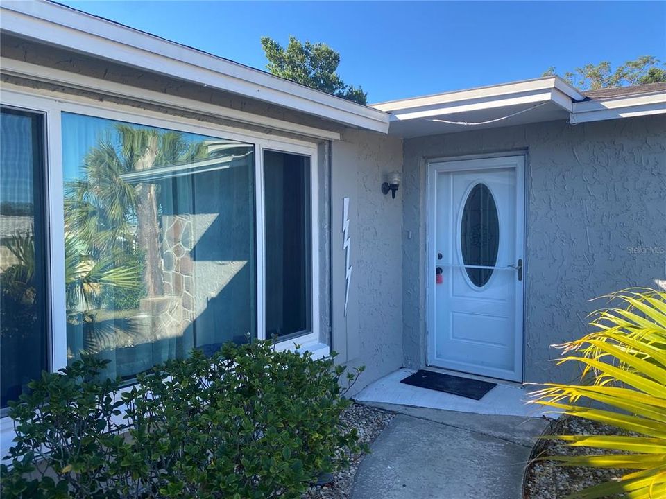 В аренду: $1,900 (3 спален, 2 ванн, 1394 Квадратных фут)