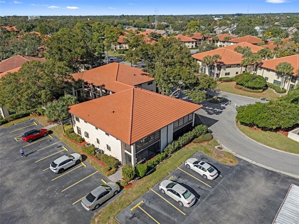 For Sale: $164,500 (1 beds, 1 baths, 760 Square Feet)