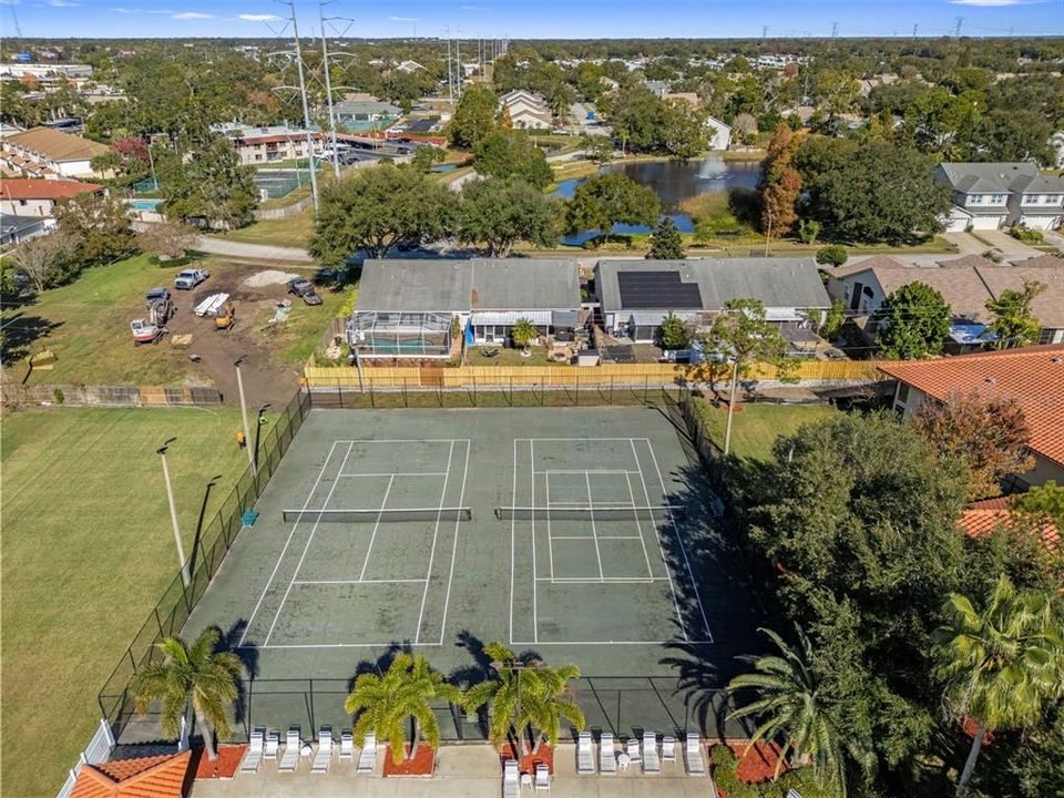 For Sale: $164,500 (1 beds, 1 baths, 760 Square Feet)