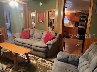 待售: $195,000 (3 贝兹, 2 浴室, 1152 平方英尺)