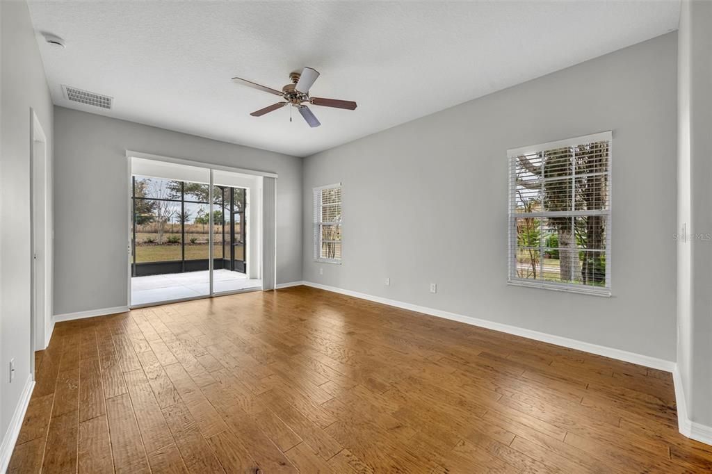 На продажу: $335,000 (2 спален, 2 ванн, 1503 Квадратных фут)