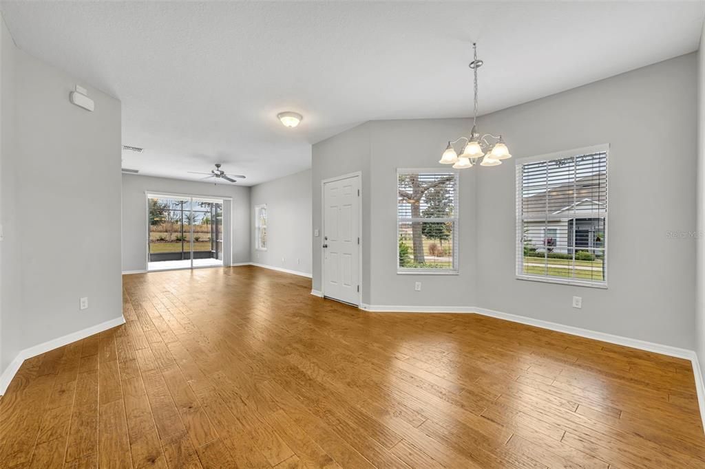 На продажу: $335,000 (2 спален, 2 ванн, 1503 Квадратных фут)