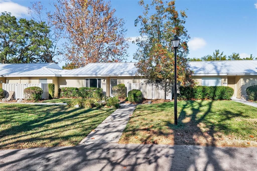 For Sale: $179,900 (2 beds, 2 baths, 1584 Square Feet)