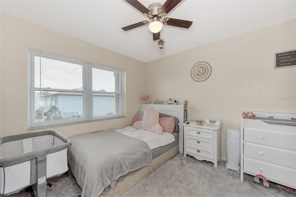 For Sale: $149,800 (2 beds, 2 baths, 860 Square Feet)