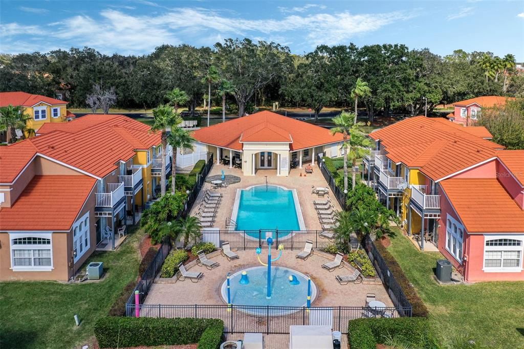 На продажу: $430,000 (5 спален, 3 ванн, 1960 Квадратных фут)