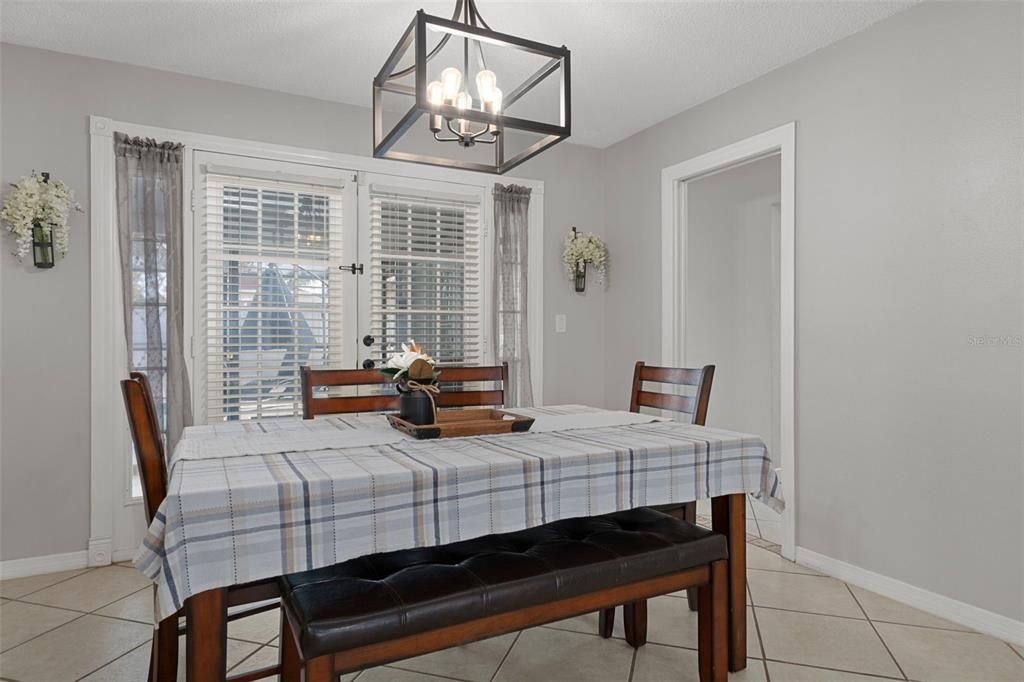 For Sale: $385,000 (3 beds, 2 baths, 2109 Square Feet)