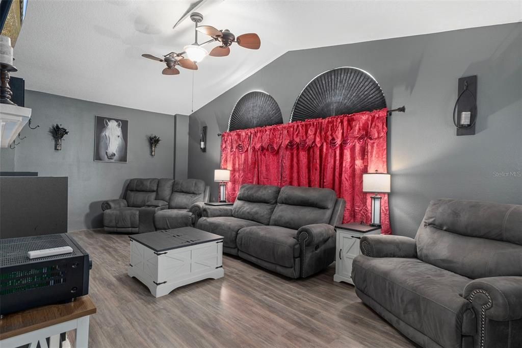 For Sale: $385,000 (3 beds, 2 baths, 2109 Square Feet)