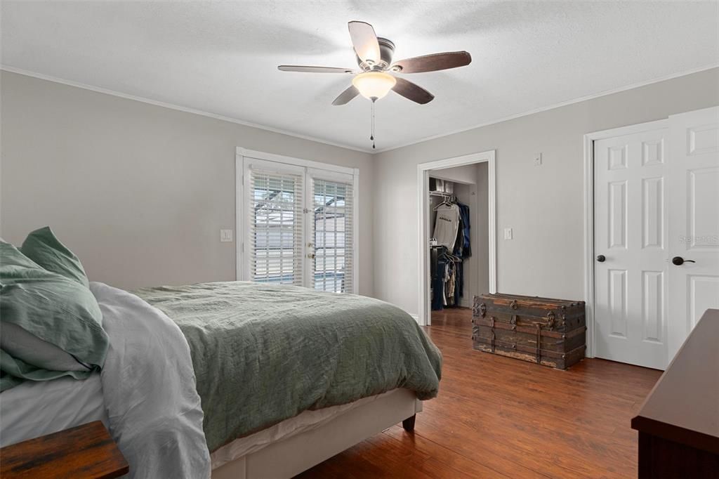 For Sale: $385,000 (3 beds, 2 baths, 2109 Square Feet)