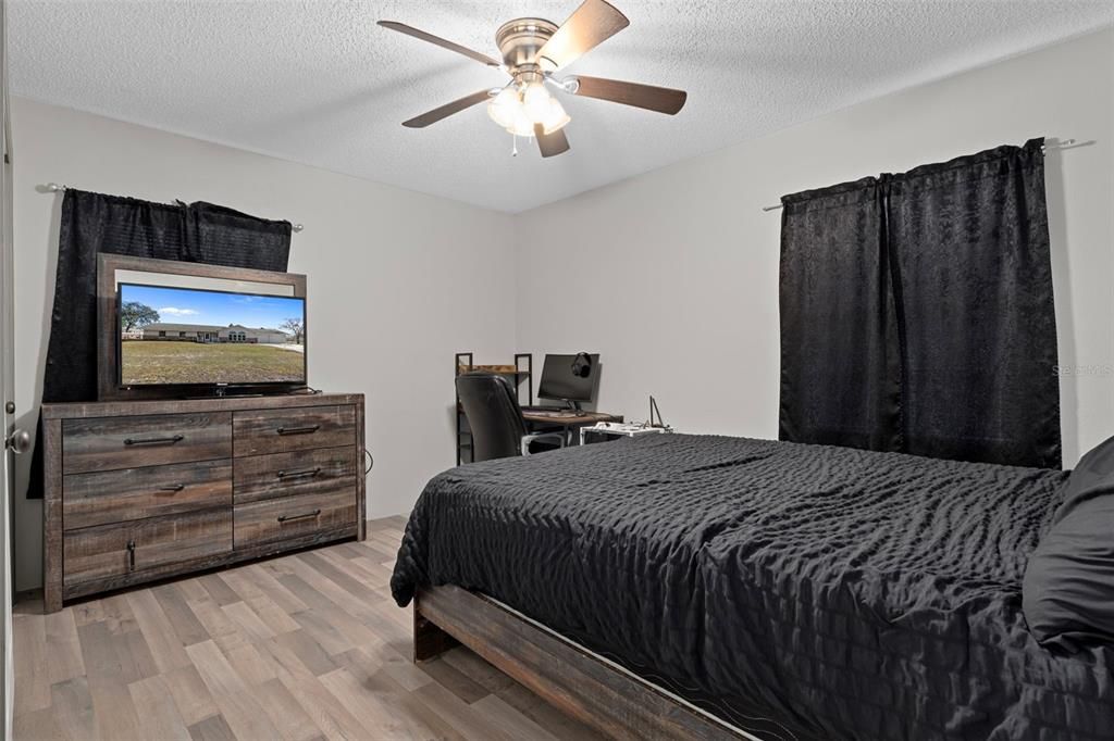 For Sale: $385,000 (3 beds, 2 baths, 2109 Square Feet)