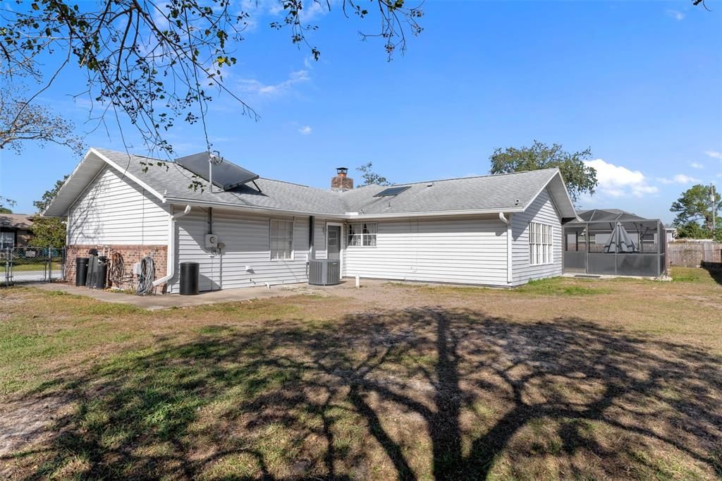 For Sale: $385,000 (3 beds, 2 baths, 2109 Square Feet)