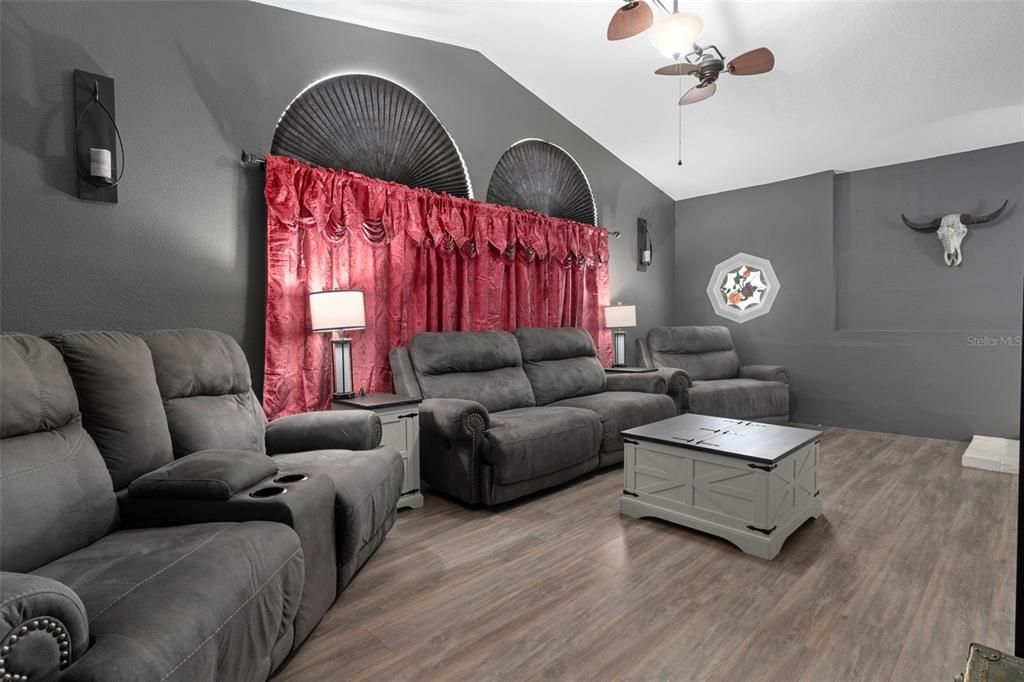 For Sale: $385,000 (3 beds, 2 baths, 2109 Square Feet)