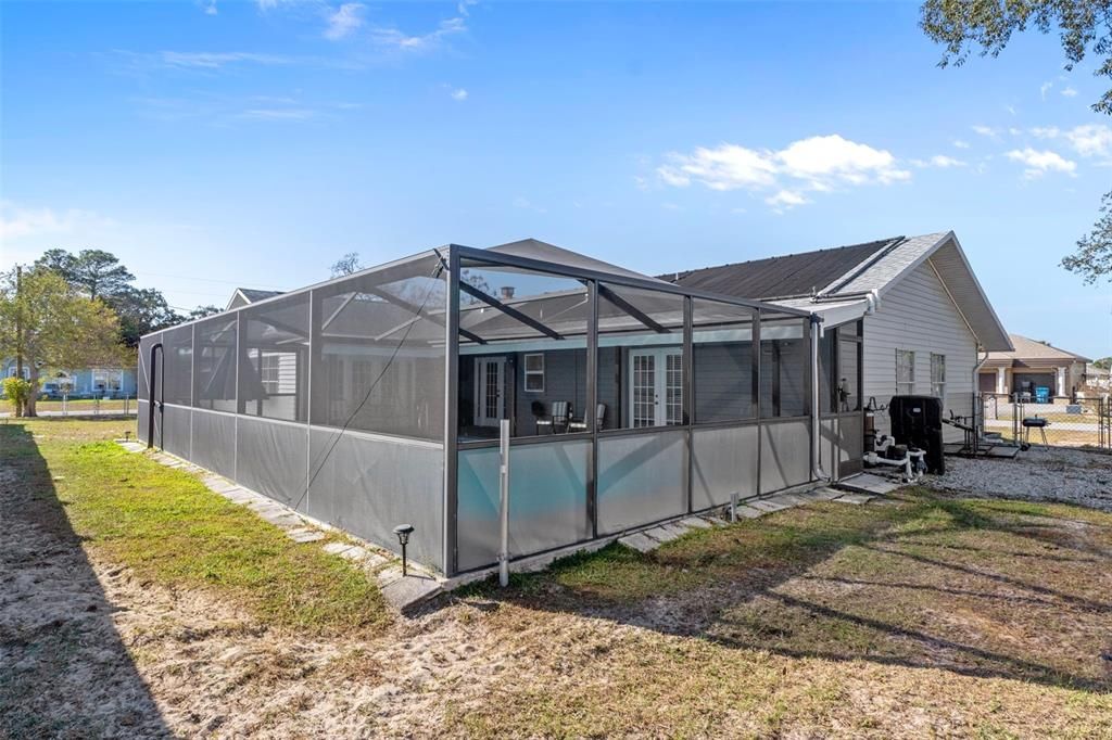 For Sale: $385,000 (3 beds, 2 baths, 2109 Square Feet)