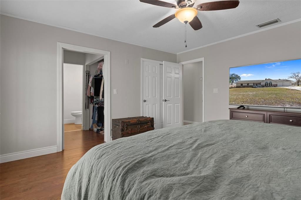 For Sale: $385,000 (3 beds, 2 baths, 2109 Square Feet)