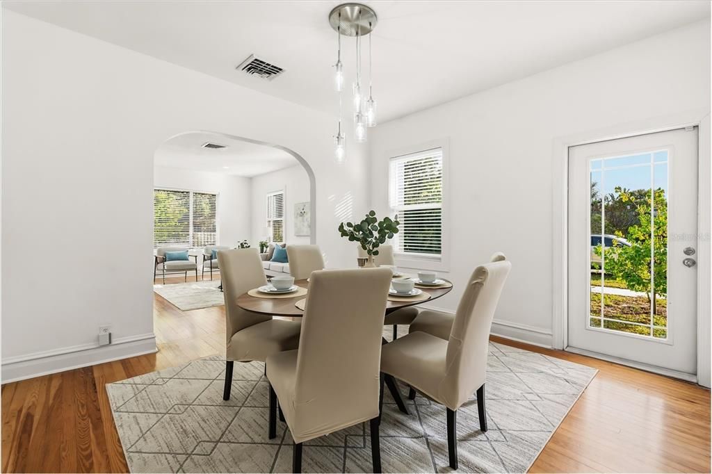 En Venta: $399,000 (3 camas, 2 baños, 1866 Pies cuadrados)