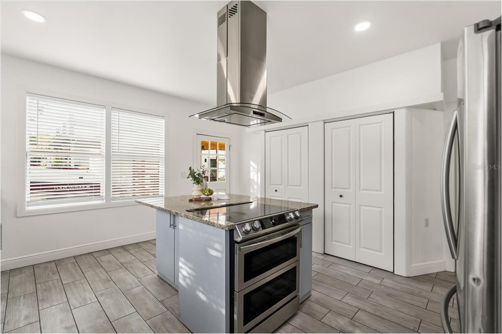 En Venta: $399,000 (3 camas, 2 baños, 1866 Pies cuadrados)