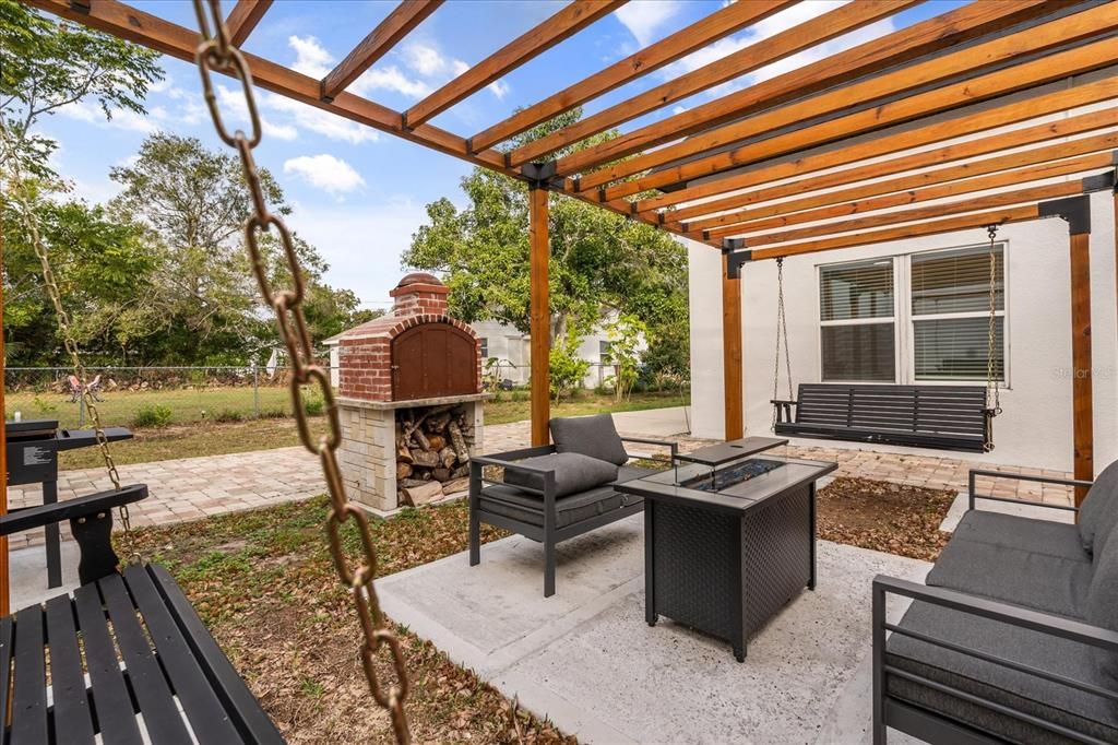 En Venta: $399,000 (3 camas, 2 baños, 1866 Pies cuadrados)