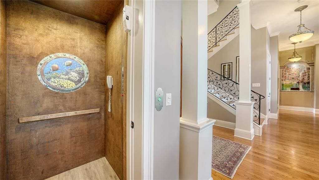 For Sale: $4,300,000 (5 beds, 4 baths, 5361 Square Feet)