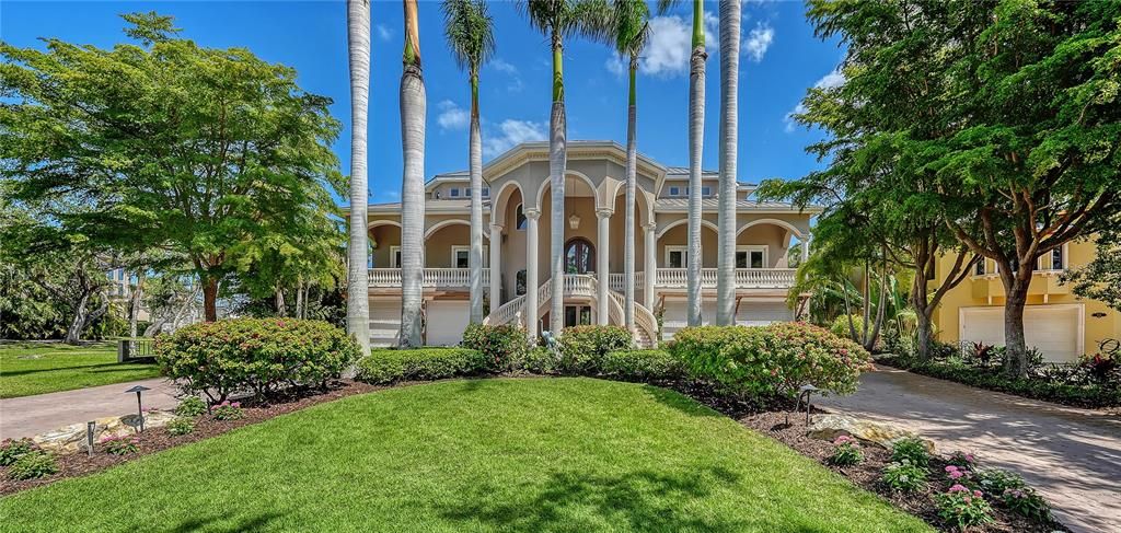 For Sale: $4,300,000 (5 beds, 4 baths, 5361 Square Feet)