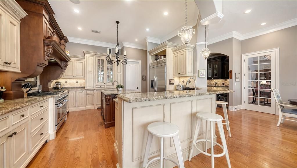 For Sale: $4,300,000 (5 beds, 4 baths, 5361 Square Feet)