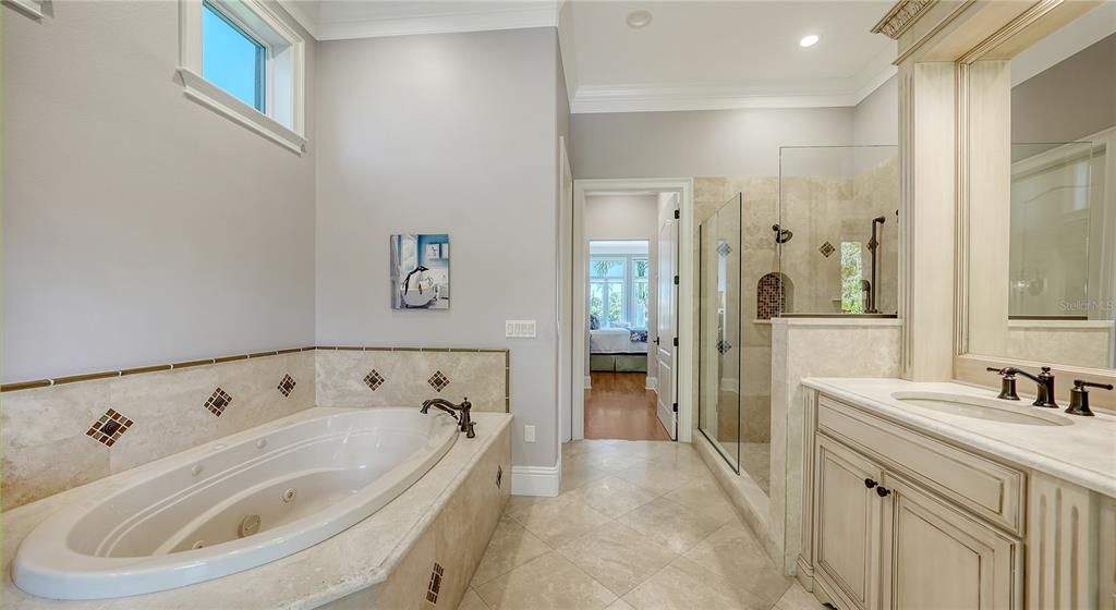 For Sale: $4,300,000 (5 beds, 4 baths, 5361 Square Feet)