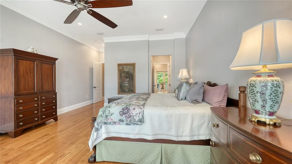 For Sale: $4,300,000 (5 beds, 4 baths, 5361 Square Feet)